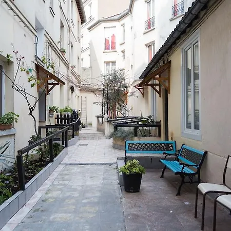 Hipotel Belleville Gare De L'est Otel 2*