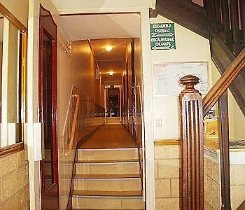 Hipotel Belleville Gare De L'est 2* פריז
