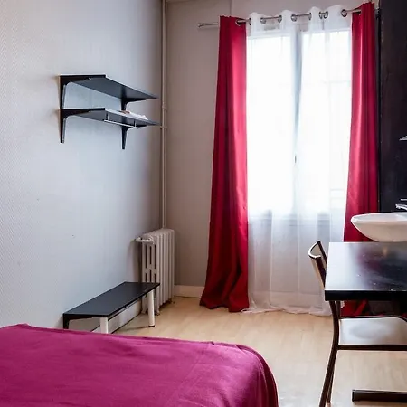 Hotel Hipotel Belleville Gare De L'est Paris