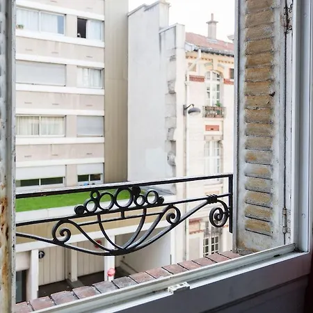 Hipotel Belleville Gare De L'est Hotell