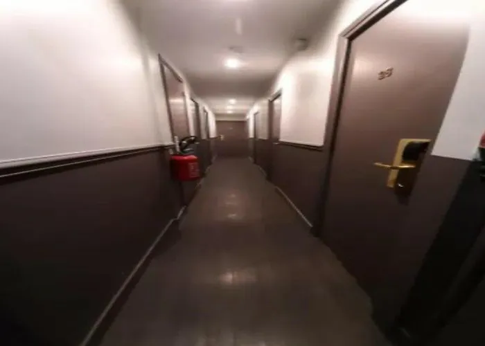 Hotel Hipotel Belleville Gare De L'est