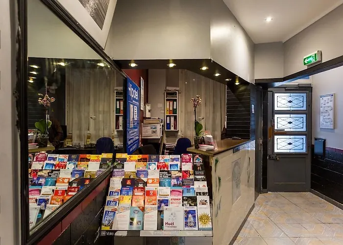 فندق Hipotel Belleville Gare De L'est 2*